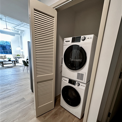 L-Shape- Washers & Dryers in Apartments